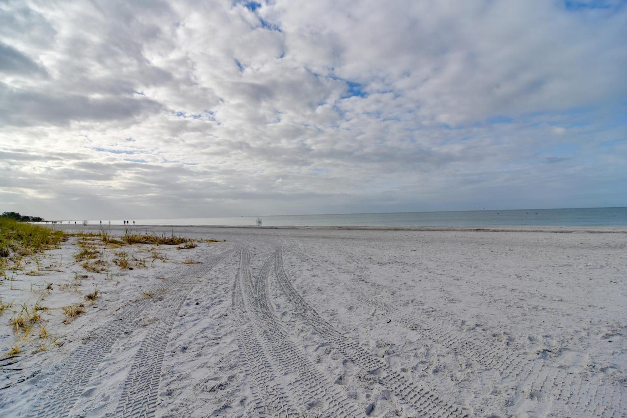 Condo With Community Pool - Walk To Madeira Beach! St. Pete Beach Buitenkant foto